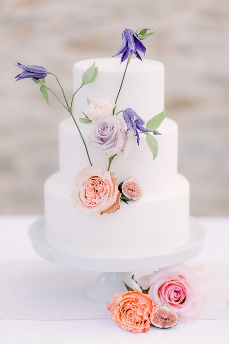 wedding cake romance en bourgogne L Brugundy weddings